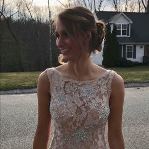 Meet your Posher, Grace